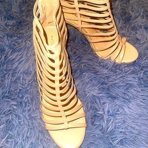 NWOT Antonio Melani Strapped Heel